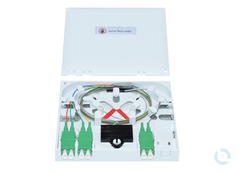 APL IP 44 FTTH 120x105x22,8mm LC/APC-Dupl. E9/125 OS2 G652.D kompl. bestückt