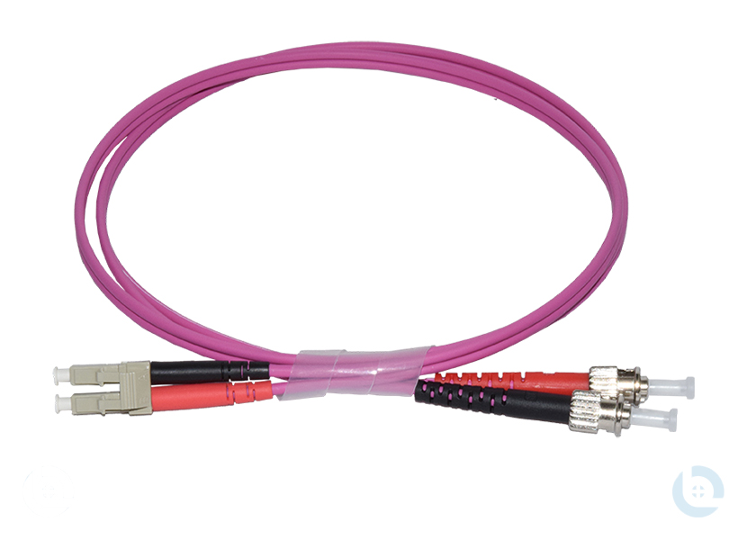 Duplexpatchkabel 2G50/125 OM4 erikaviolett 2,8mm LC/PC-ST