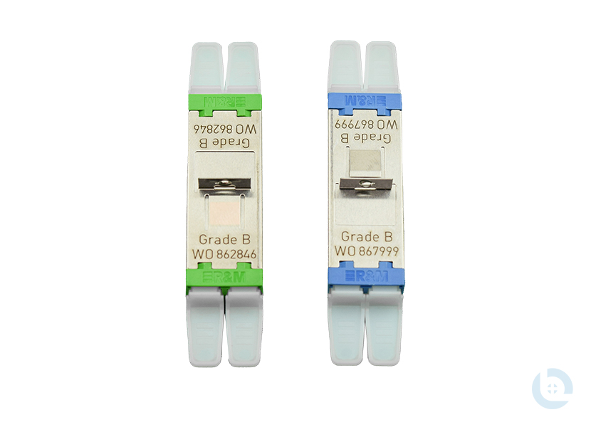 E2000 Compactkupplung mit Clip und Flansch, inkl. Schrauben