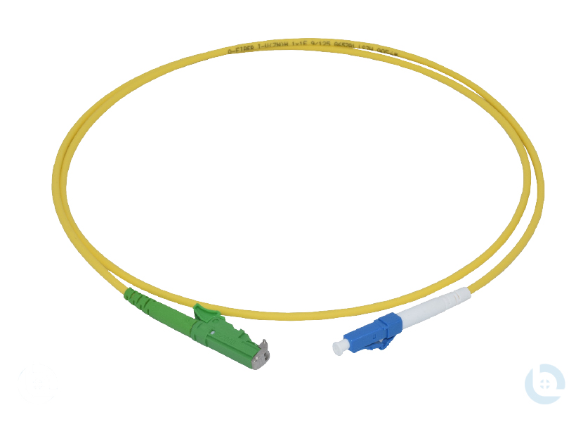 Simplexpatchkabel 1E9/125 OS2 gelb 2,8mm G657.A1 E2000/APC-LC/PC 0,25dB R&M